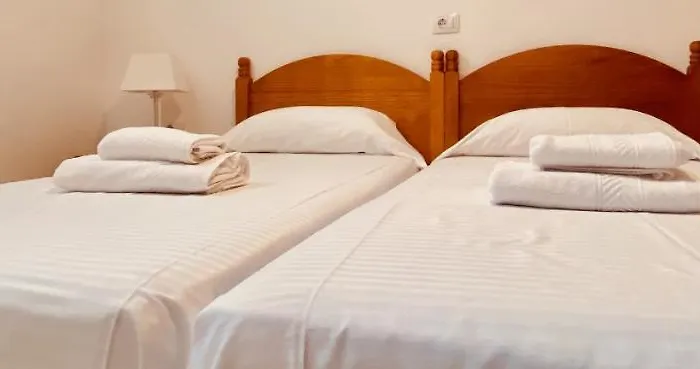 Click&guest - Comfortable Flat 2 Close To The