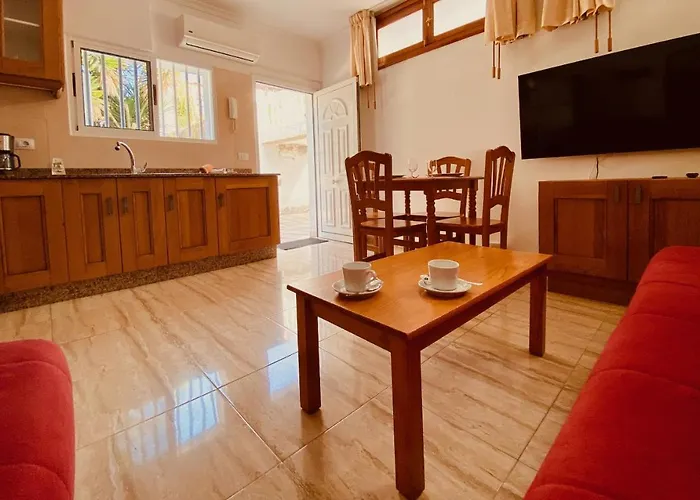 Click&guest - Comfortable Flat 2 Close To The